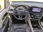 2022 Pacifica Thumbnail 15