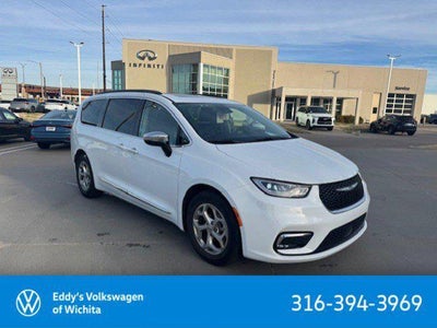 2023 Chrysler Pacifica Limited 4DR Mini-Van