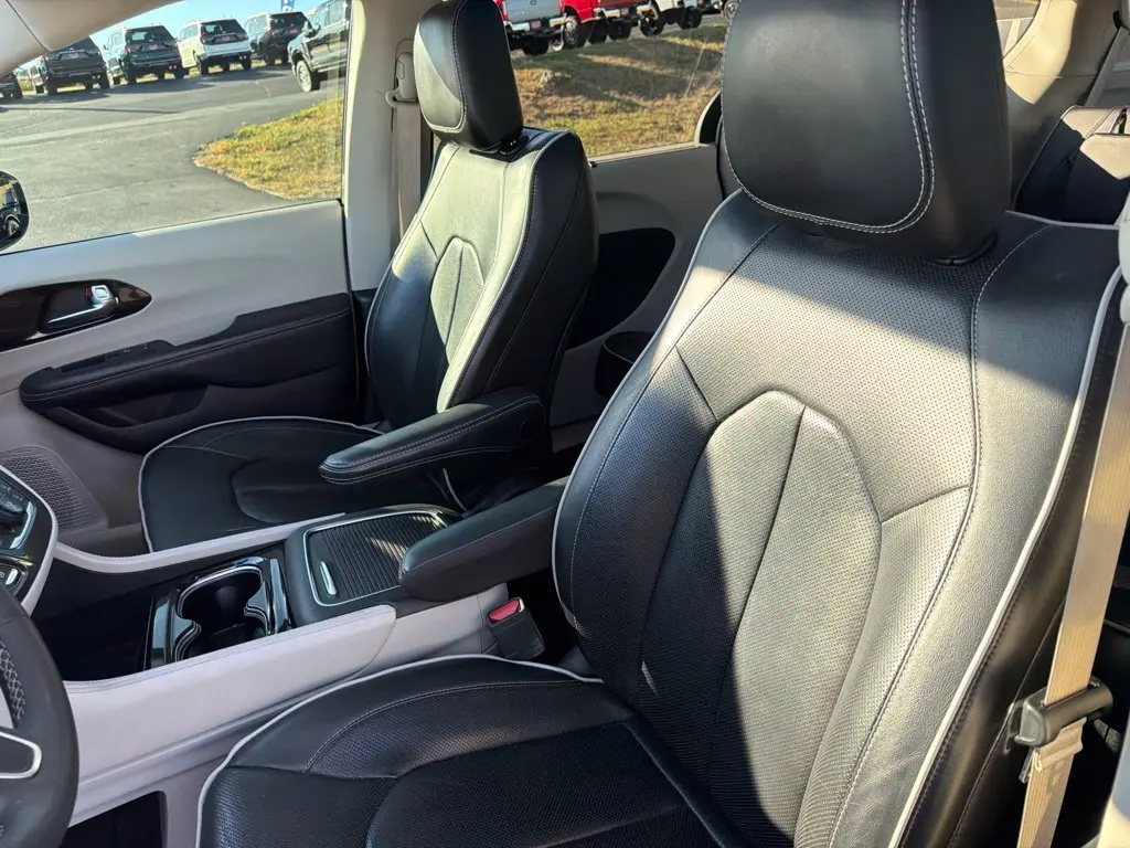 2023 Chrysler Pacifica - $21,987