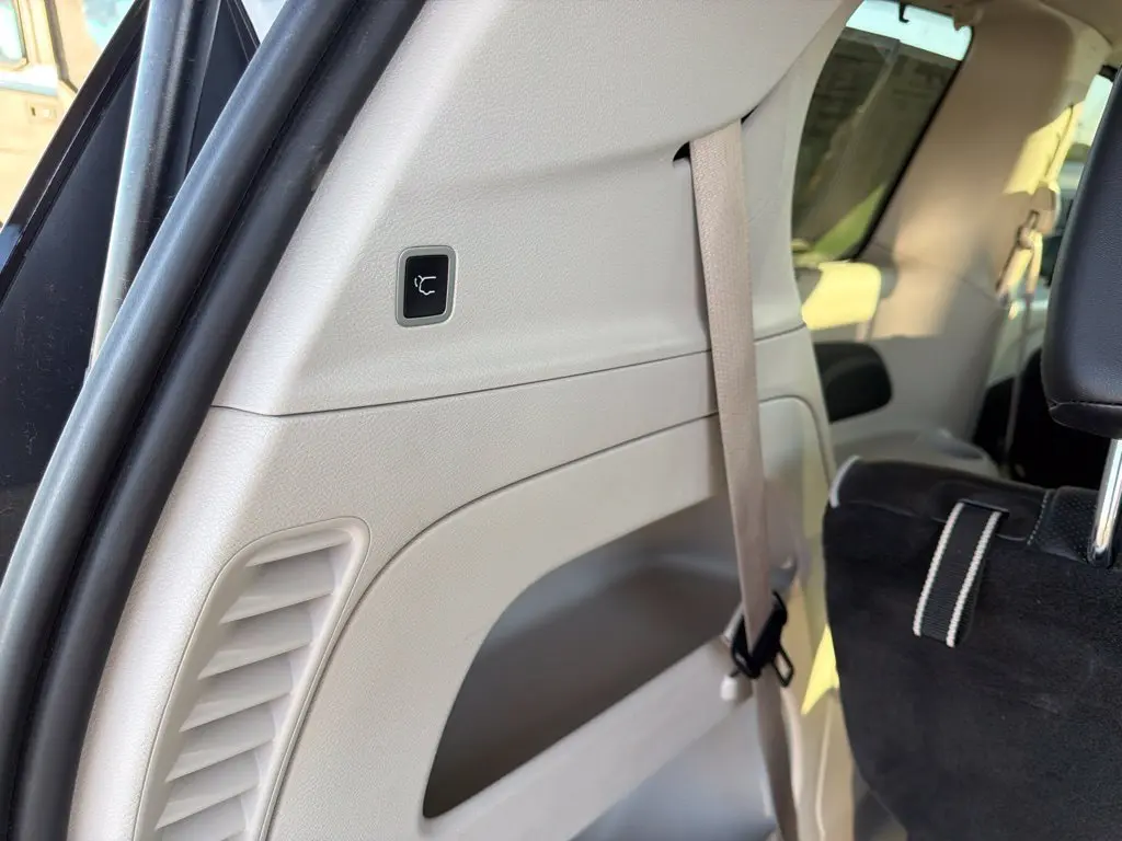 2023 Chrysler Pacifica - $21,987