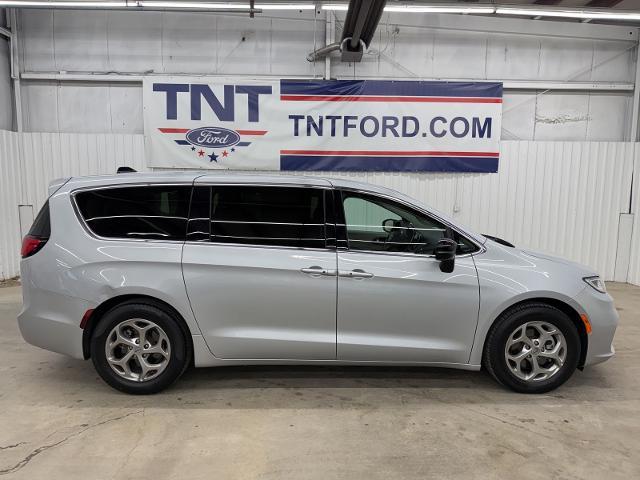 2024 Chrysler Pacifica