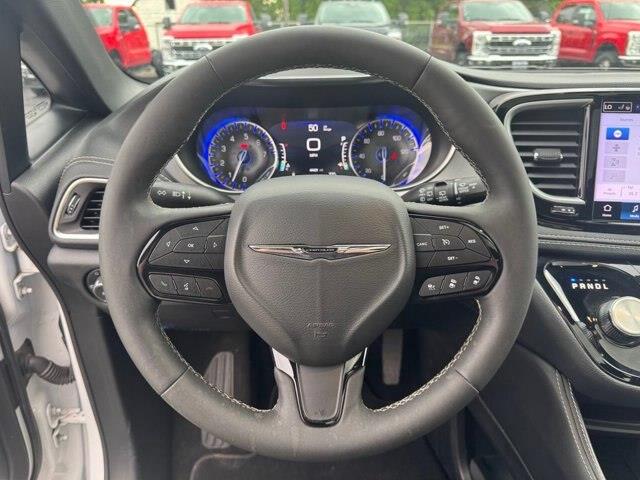 2025 Chrysler Pacifica - $34,757
