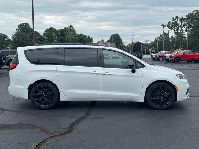2025 Chrysler Pacifica - $34,757