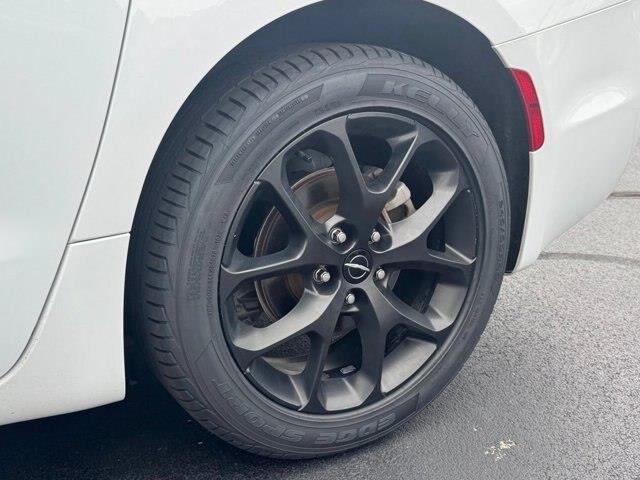 2025 Chrysler Pacifica - $34,757