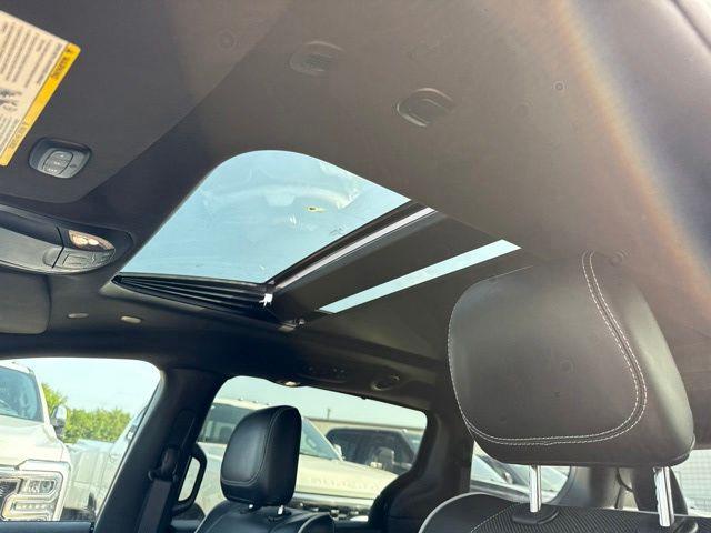 2025 Chrysler Pacifica - $30,000
