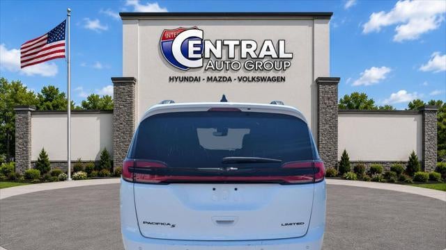 2025 Chrysler Pacifica Limited