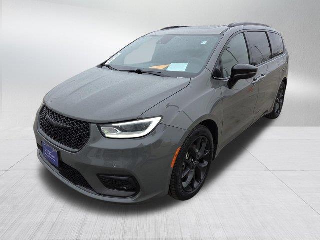 2025 Chrysler Pacifica - $31,349