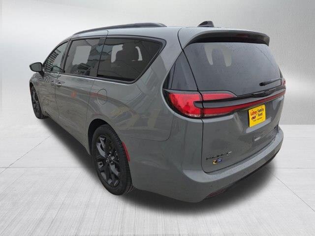 2025 Chrysler Pacifica - $31,349