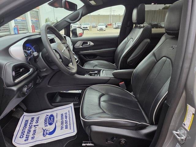 2025 Chrysler Pacifica - $31,349