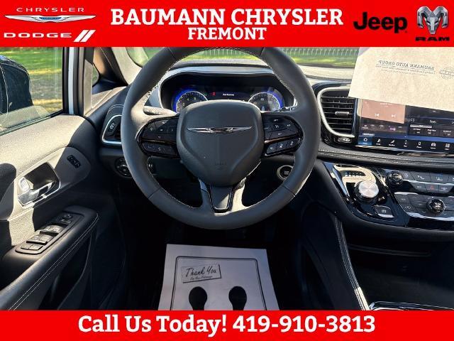 2026 Chrysler Pacifica - $33,387