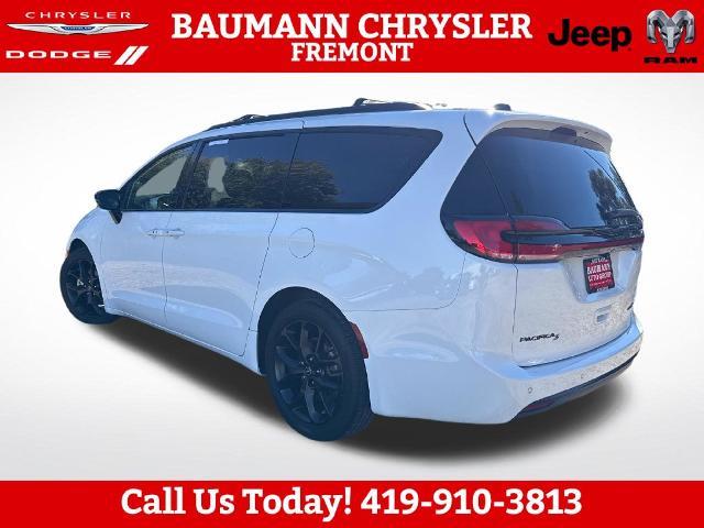 2026 Chrysler Pacifica - $32,396