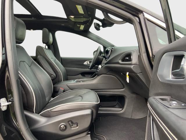 2026 Chrysler Pacifica - $36,564