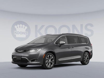 Photo of a 2018 Chrysler Pacifica Limited 4DR Mini-Van for sale