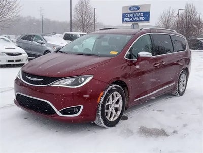 Photo of a 2019 Chrysler Pacifica Limited 4DR Mini-Van for sale