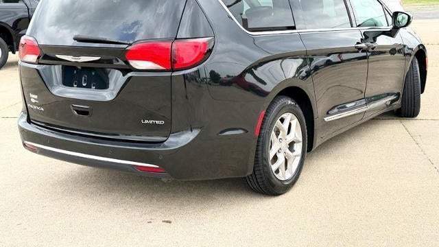 2019 Chrysler Pacifica Limited 35th Anniversary