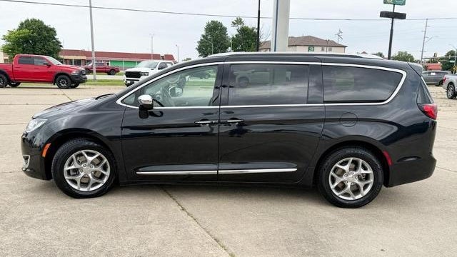2019 Chrysler Pacifica Limited 35th Anniversary