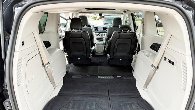 2019 Chrysler Pacifica Limited 35th Anniversary