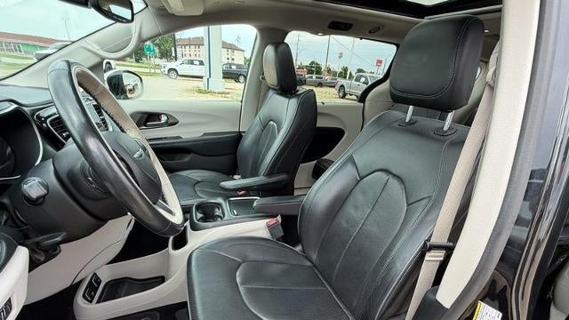 2019 Chrysler Pacifica Limited 35th Anniversary