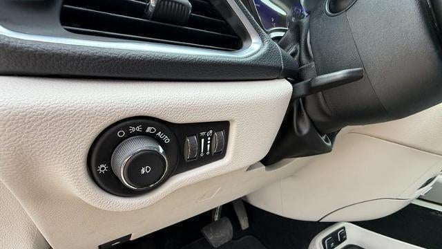 2019 Chrysler Pacifica Limited 35th Anniversary