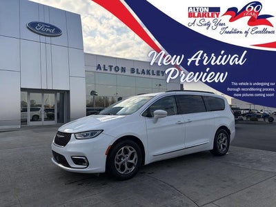 2022 Chrysler Pacifica Limited 4DR Mini-Van