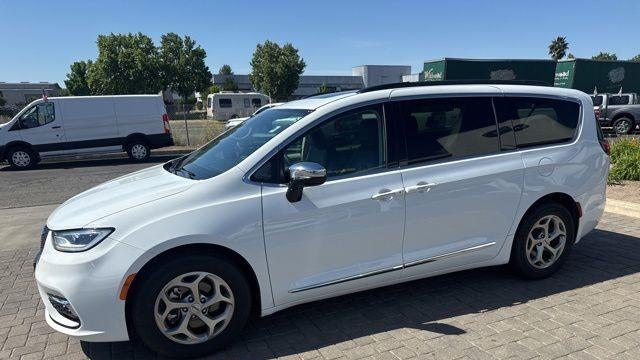 2023 Chrysler Pacifica Limited