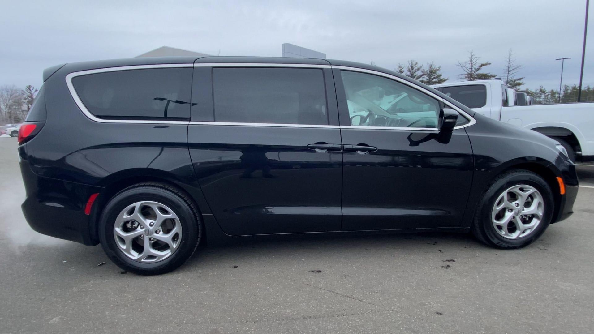 2024 Chrysler Pacifica Limited