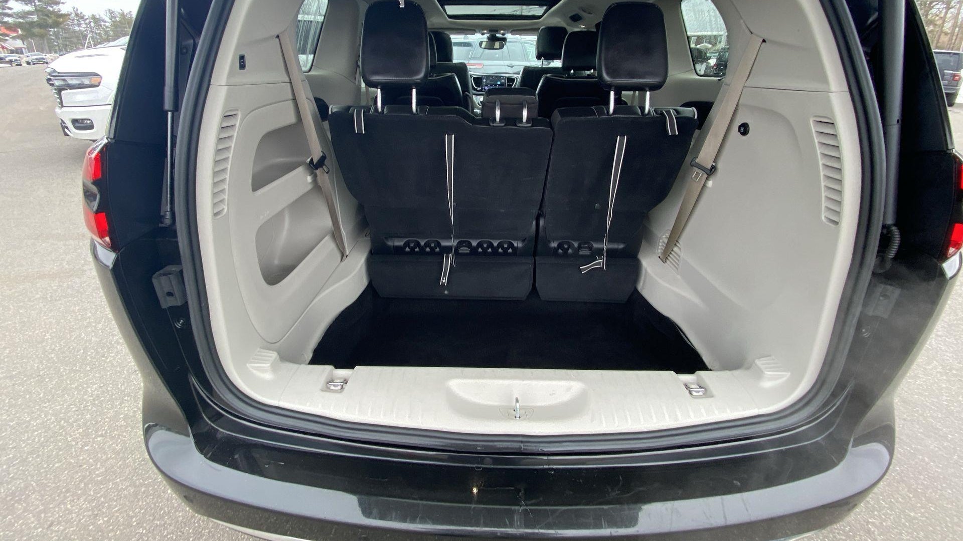 2024 Chrysler Pacifica Limited