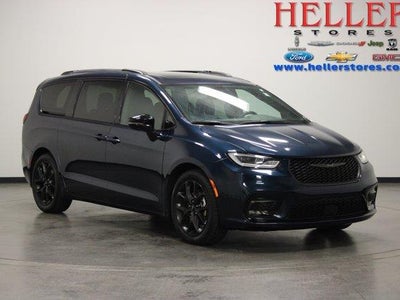 2025 Chrysler Pacifica Limited 4DR Mini-Van