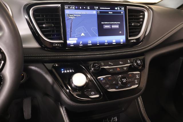 2025 Chrysler Pacifica - $27,709