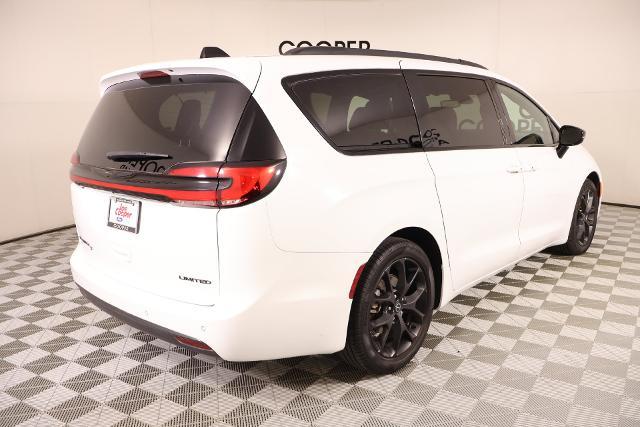 2025 Chrysler Pacifica - $27,709