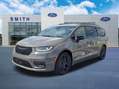 2025 Chrysler Pacifica Limited 4DR Mini-Van