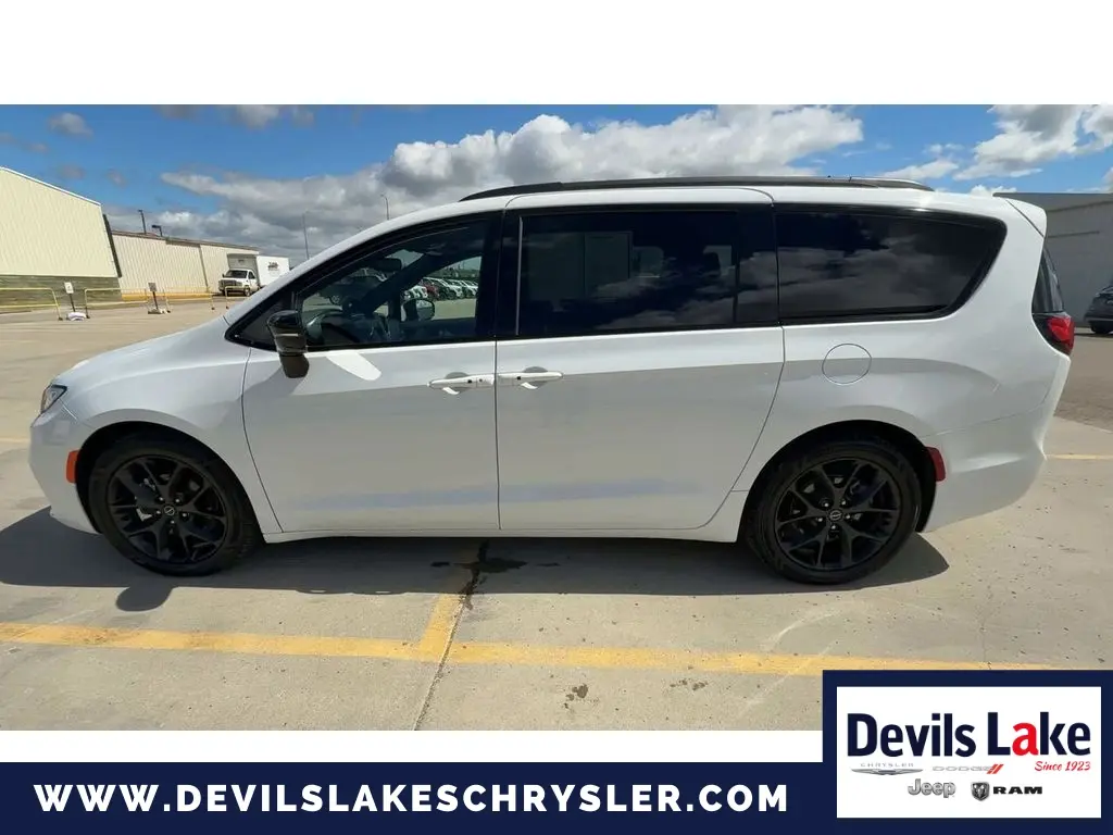 2026 Chrysler Pacifica - $35,994