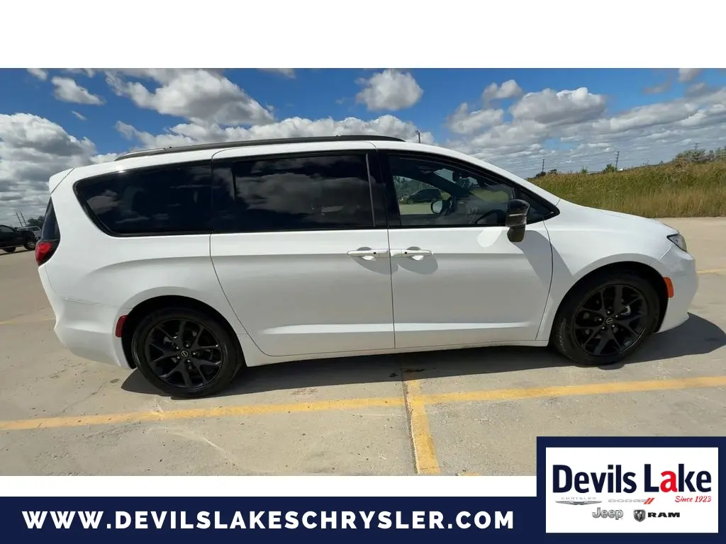 2026 Chrysler Pacifica - $35,994