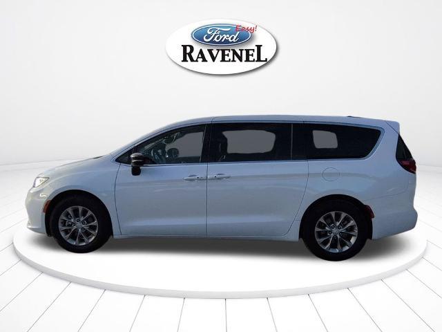 2026 Chrysler Pacifica - $36,254