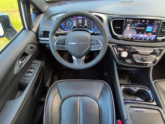 2026 Chrysler Pacifica - $36,254