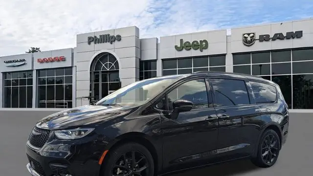2026 Chrysler Pacifica Limited