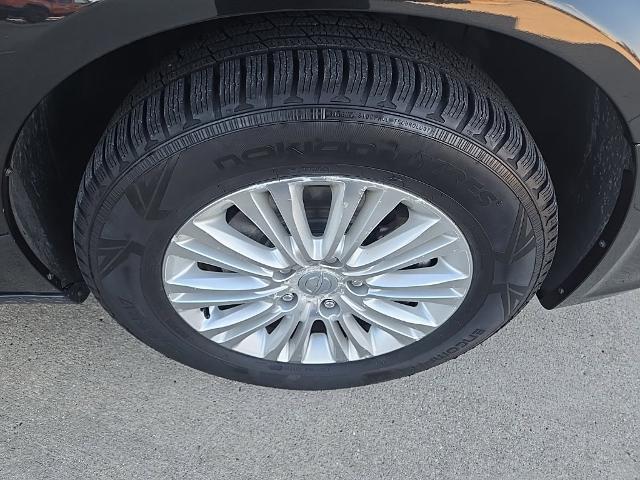 2015 Chrysler Town And Country - $7,488