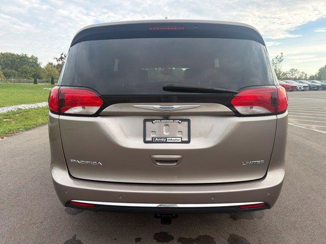 2017 Chrysler Pacifica - $14,504