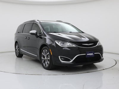 Photo of a 2018 Chrysler Pacifica Limited 4DR Mini-Van for sale