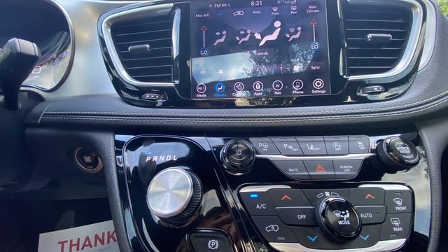 2019 Chrysler Pacifica Limited 35th Anniversary