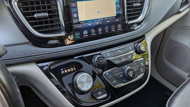 2019 Chrysler Pacifica Limited 35th Anniversary