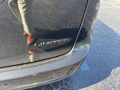 2023 Chrysler Pacifica Limited 4DR Mini-Van