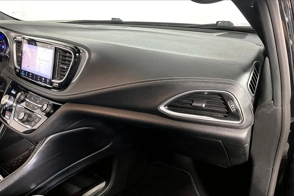 2025 Chrysler Pacifica - $31,541