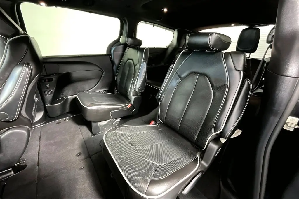 2025 Chrysler Pacifica - $31,541