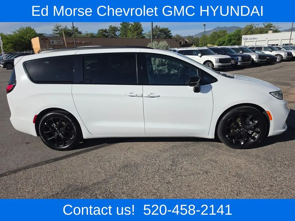 2025 Chrysler Pacifica - $28,799