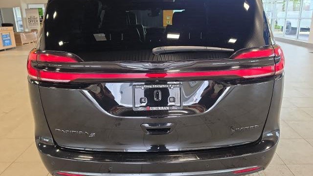 2025 Chrysler Pacifica Limited