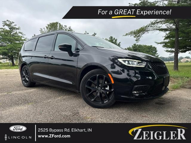 2025 Chrysler Pacifica - $32,500