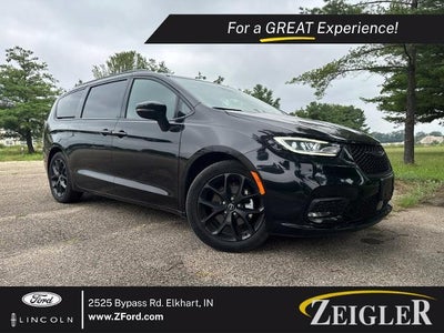 2025 Chrysler Pacifica Limited 4DR Mini-Van