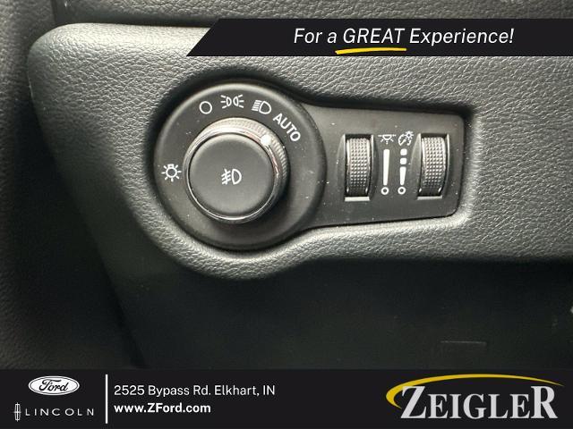 2025 Chrysler Pacifica - $32,500