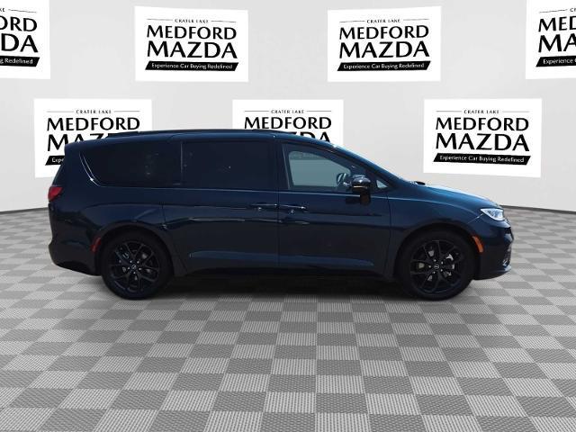 2025 Chrysler Pacifica - $30,835